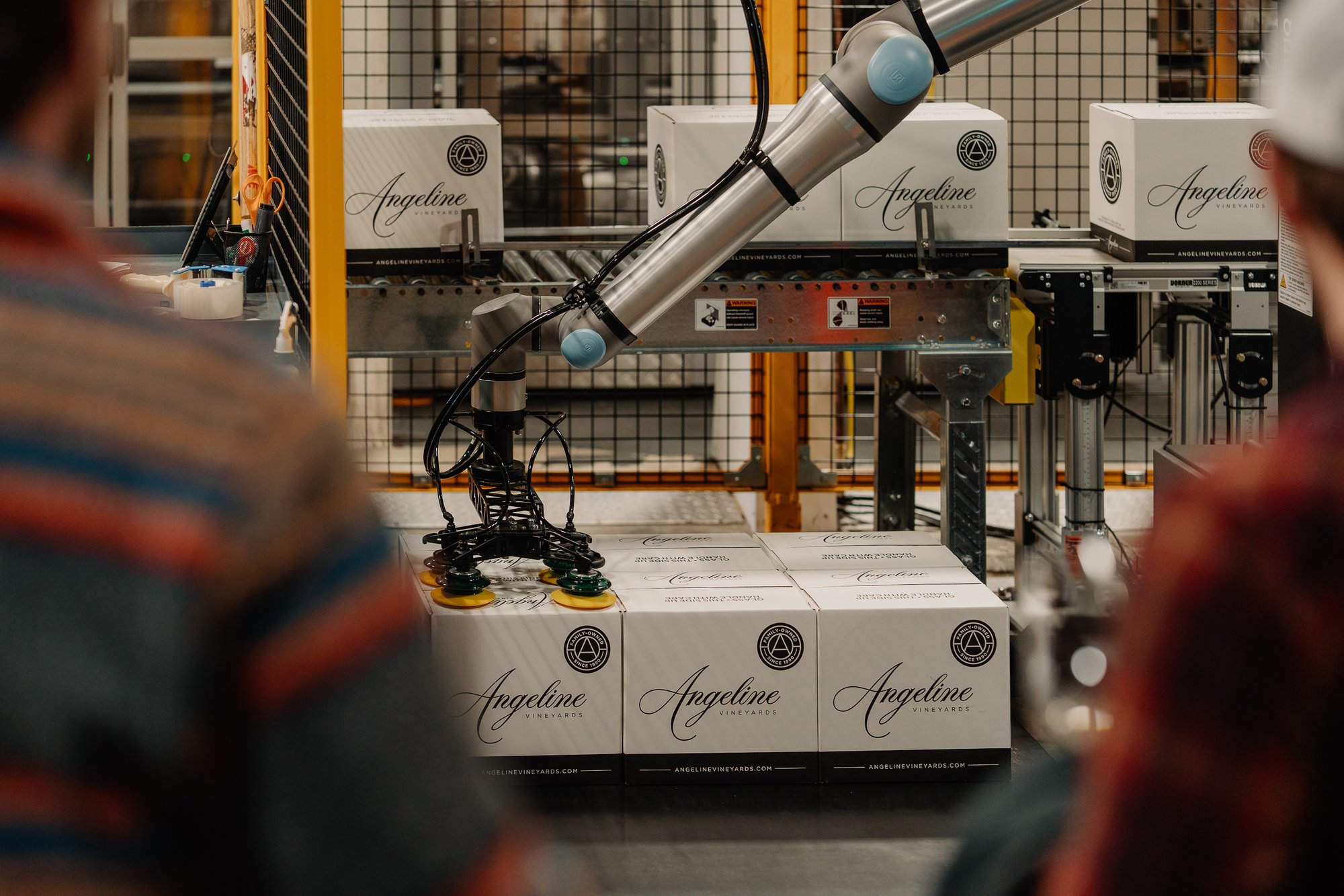 ROBOTIQ-AT-MARTIN-RAY-WINERY_ILCE-7M402599